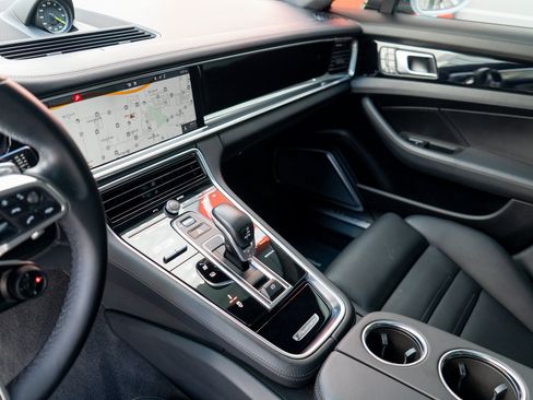 Used 2018 Porsche Panamera Turbo S AWD/4WD image 16