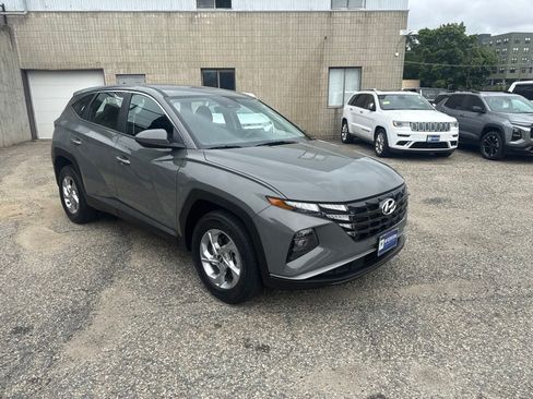 Certified 2024 Hyundai Tucson SE AWD/4WD image 9