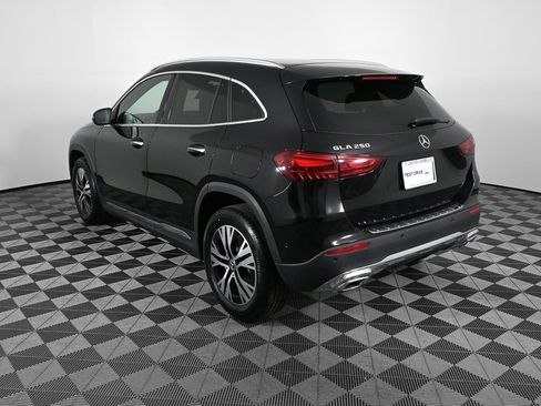 New 2025 Mercedes-Benz GLA 250 image 3