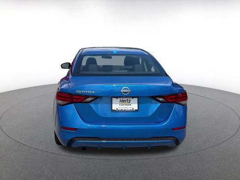 Used 2025 Nissan Sentra SV FWD image 9