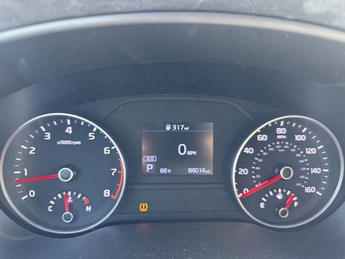 Used 2022 Kia Sportage EX w/ EX Technology Package image 24