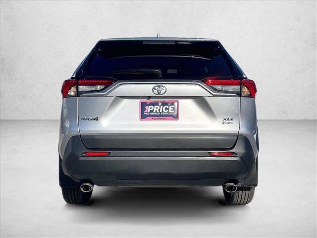 Used 2025 Toyota RAV4 XLE w/ Convenience Package AWD/4WD image 4