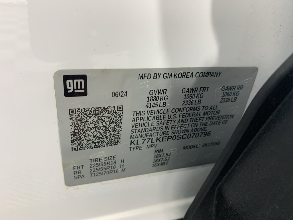 Used 2025 Chevrolet Trax ACTIV w/ Sunroof Package FWD image 12