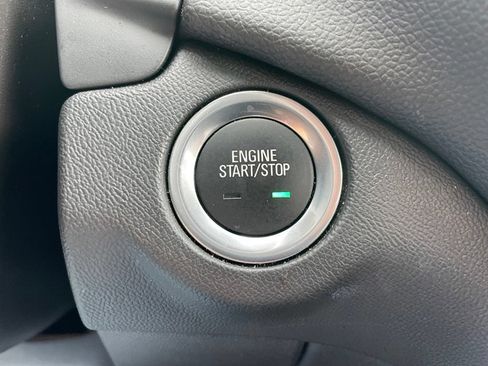 Used 2024 Chevrolet Equinox LT AWD/4WD image 39
