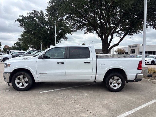 Used 2025 RAM 1500 Big Horn AWD/4WD image 9
