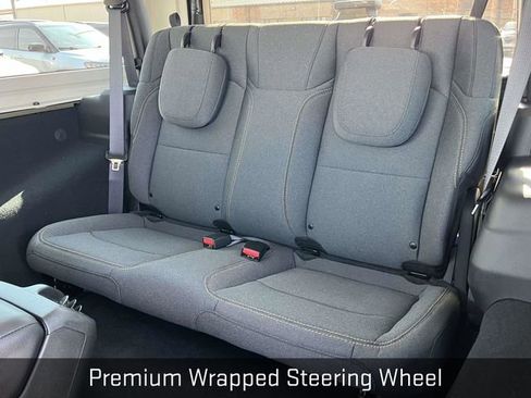 Used 2025 Jeep Wrangler Willys image 15