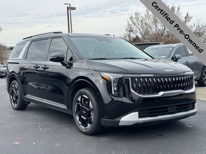 Certified 2025 Kia Carnival EX