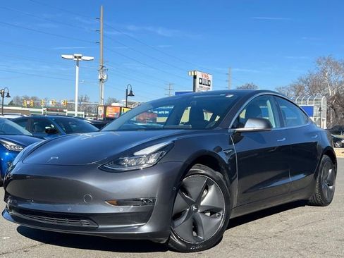 Used 2020 Tesla Model 3 Long Range image 12