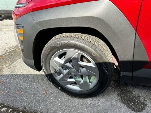 New 2026 Hyundai Kona SE image 32