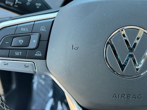 Certified 2026 Volkswagen Tiguan SE AWD/4WD image 19