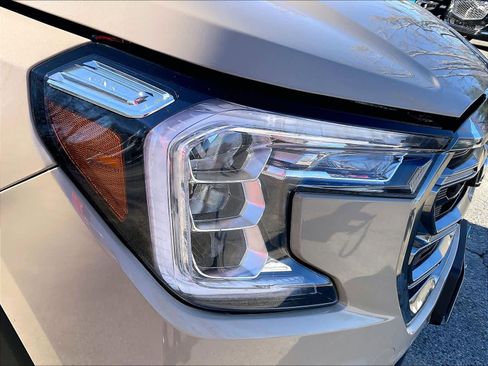 Used 2022 GMC Terrain AT4 w/ Infotainment Package II image 32