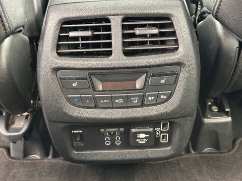 Used 2022 Honda Pilot Black Edition image 18