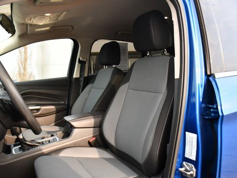 Used 2017 Ford Escape SE image 13