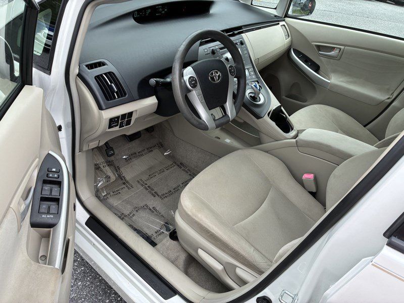 Used 2010 Toyota Prius Three FWD image 7