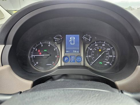 Used 2019 Lexus GX 460 Premium image 15