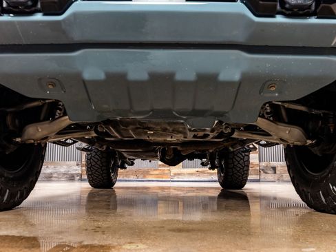 Used 2023 Ford Bronco Wildtrak image 15