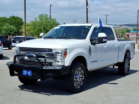 Certified 2019 Ford F250 Lariat w/ Lariat Ultimate Package image 14