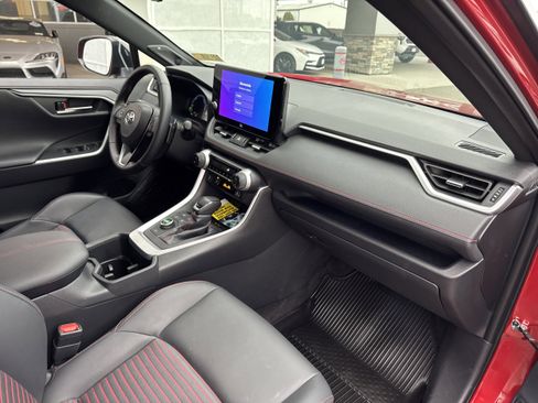 Certified 2025 Toyota RAV4 XSE image 15