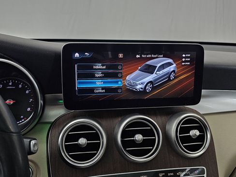 Certified 2020 Mercedes-Benz GLC 300 4MATIC image 27