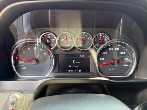 Used 2021 Chevrolet Silverado 1500 LT Trail Boss w/ Convenience Package II AWD/4WD image 24