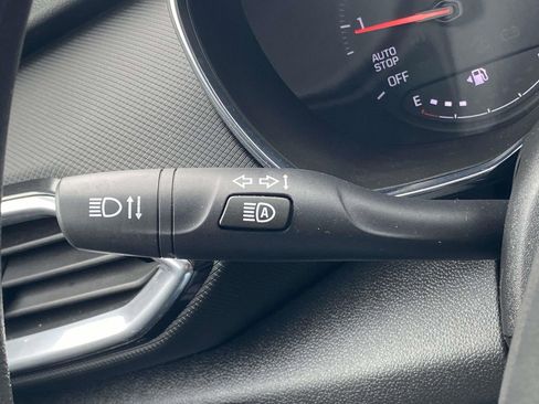 Used 2023 Chevrolet TrailBlazer LT image 20