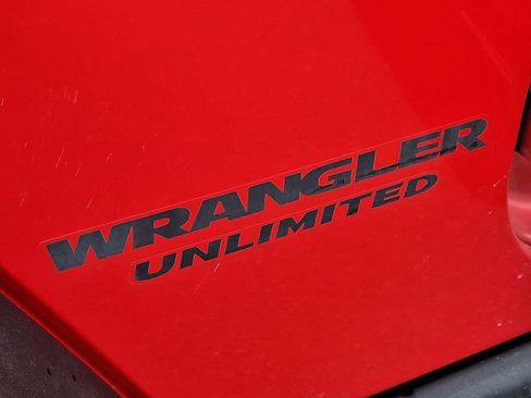 Used 2017 Jeep Wrangler Unlimited Sport image 27