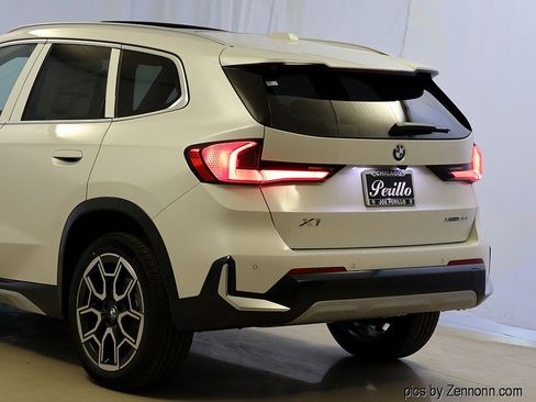 New 2026 BMW X1 xDrive28i w/ Technology Package AWD/4WD image 8
