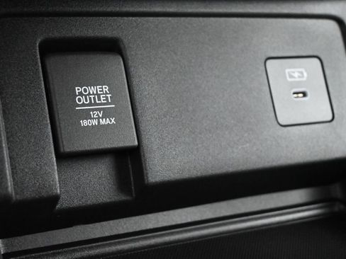 Used 2025 Acura RDX SH-AWD w/ Technology Package image 19