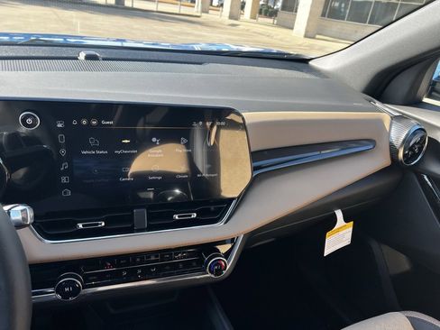 New 2026 Chevrolet Equinox ACTIV w/ Safety and Technology Package image 36