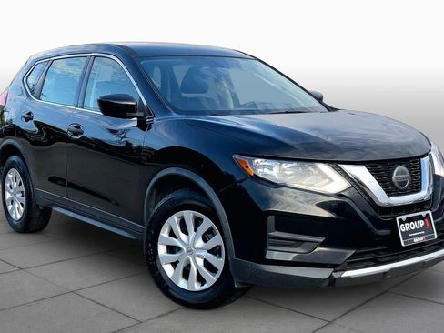 Used 2018 Nissan Rogue S AWD/4WD image 3