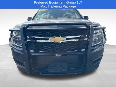 Used 2018 Chevrolet Tahoe LT image 2