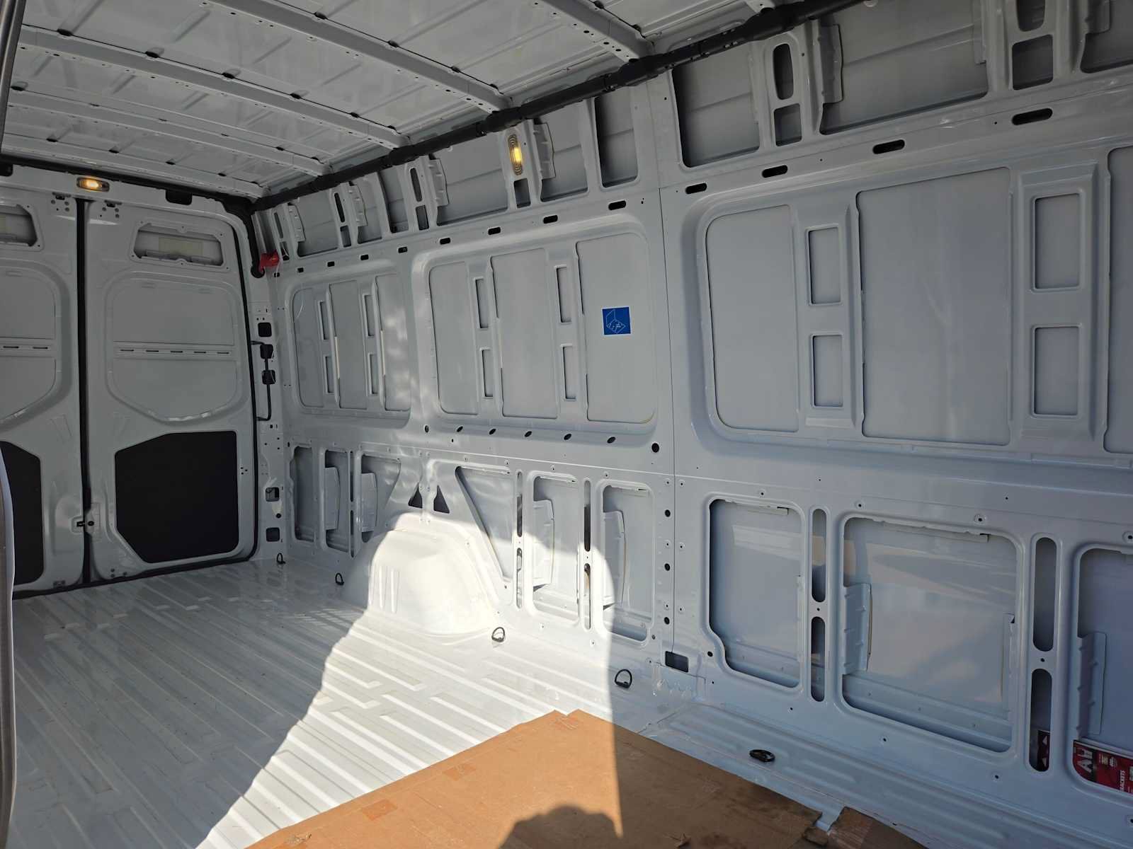 Used 2026 Mercedes-Benz Sprinter 2500 image 13