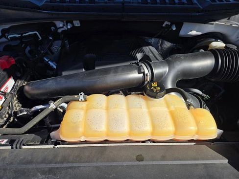 Used 2018 Ford F150 XLT w/ Equipment Group 302A Luxury image 19