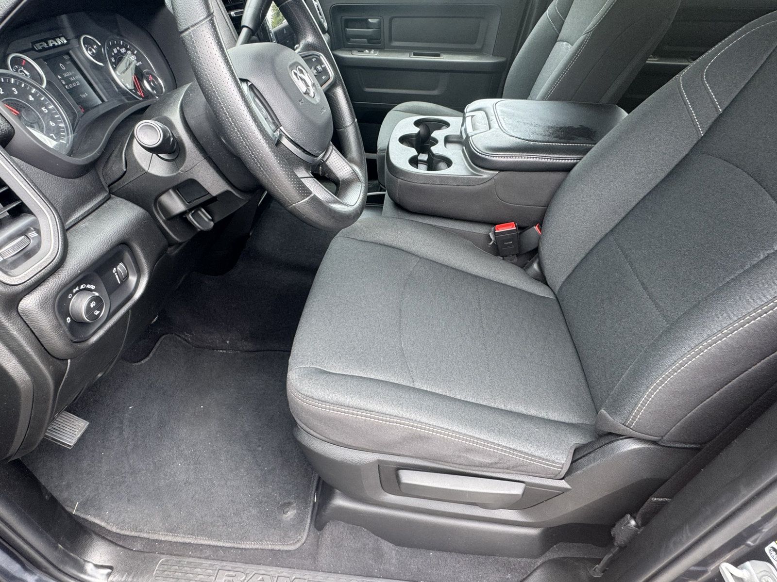 Certified 2025 RAM 2500 Tradesman AWD/4WD image 9