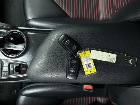 Used 2020 Toyota Camry TRD image 31