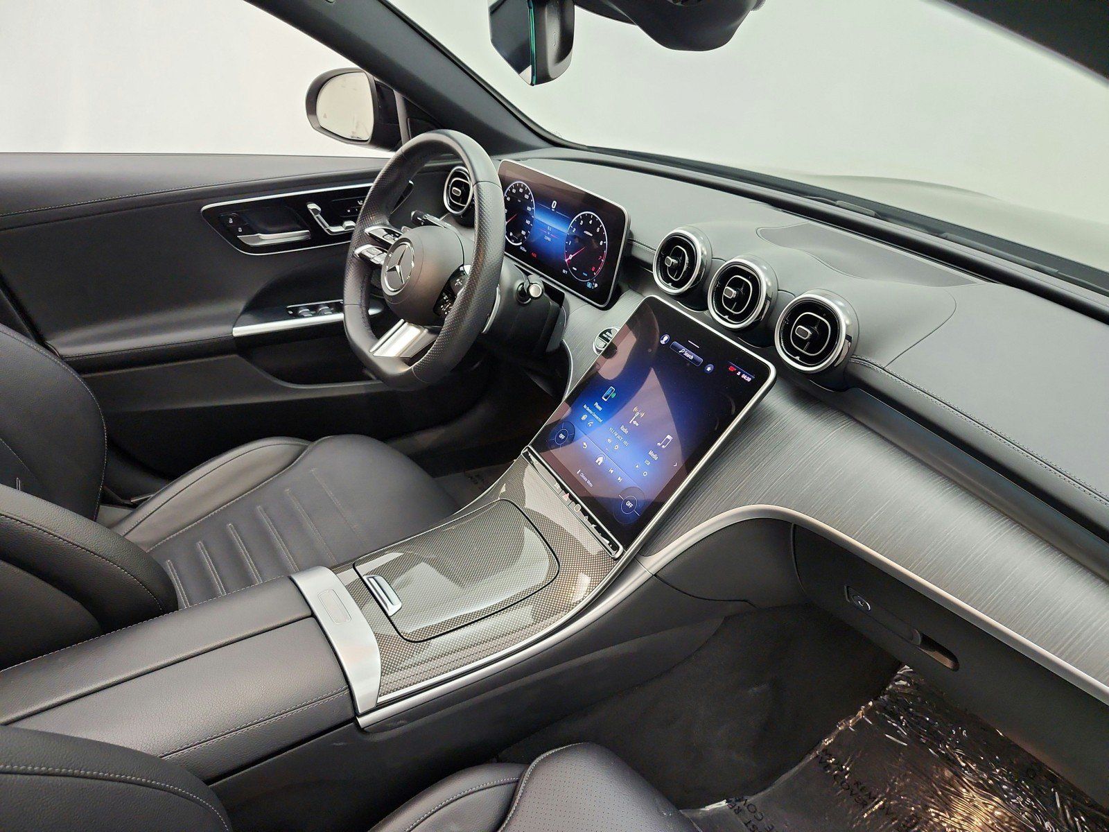 Used 2023 Mercedes-Benz C 300 Sedan image 17