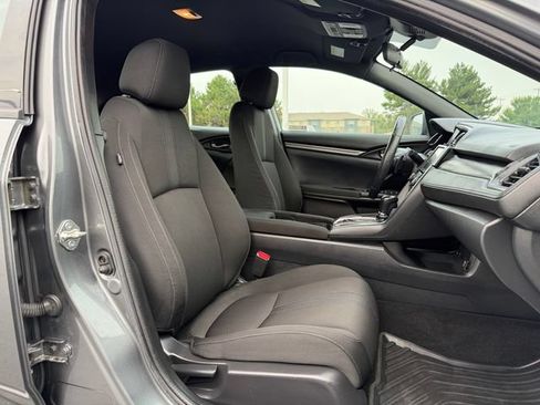 Used 2019 Honda Civic Sport image 18