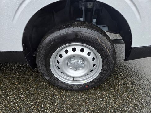 New 2026 Ford Maverick XL image 9