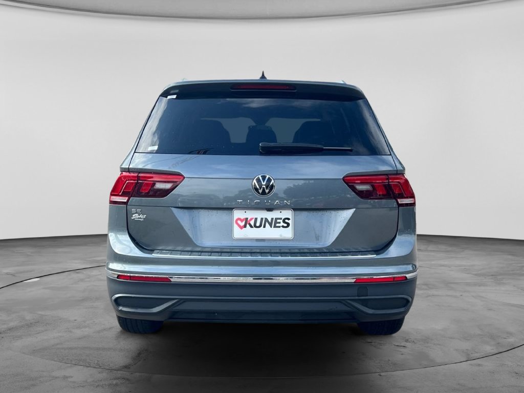 Used 2024 Volkswagen Tiguan SE FWD image 9