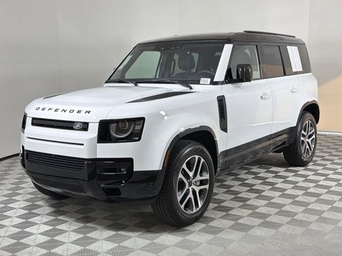 New 2026 Land Rover Defender 110 X-Dynamic SE image 1