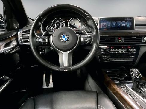 Used 2017 BMW X5 xDrive50i AWD/4WD image 10