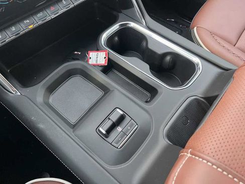 New 2026 GMC Sierra 2500 Denali Ultimate image 8