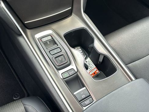 Used 2022 Honda Accord Sport image 21