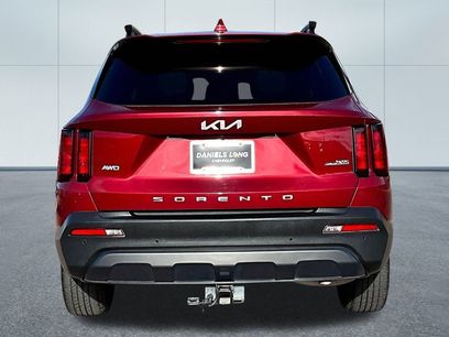 Used 2022 Kia Sorento S w/ Panoramic Sunroof Package