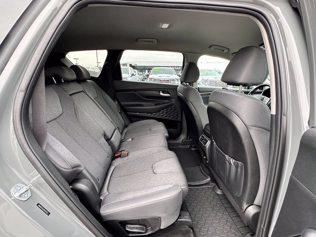 Used 2023 Hyundai Santa Fe SEL w/ Winter Weather Package AWD/4WD image 17