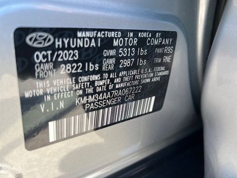 Used 2024 Hyundai Ioniq 6 SEL RWD image 36