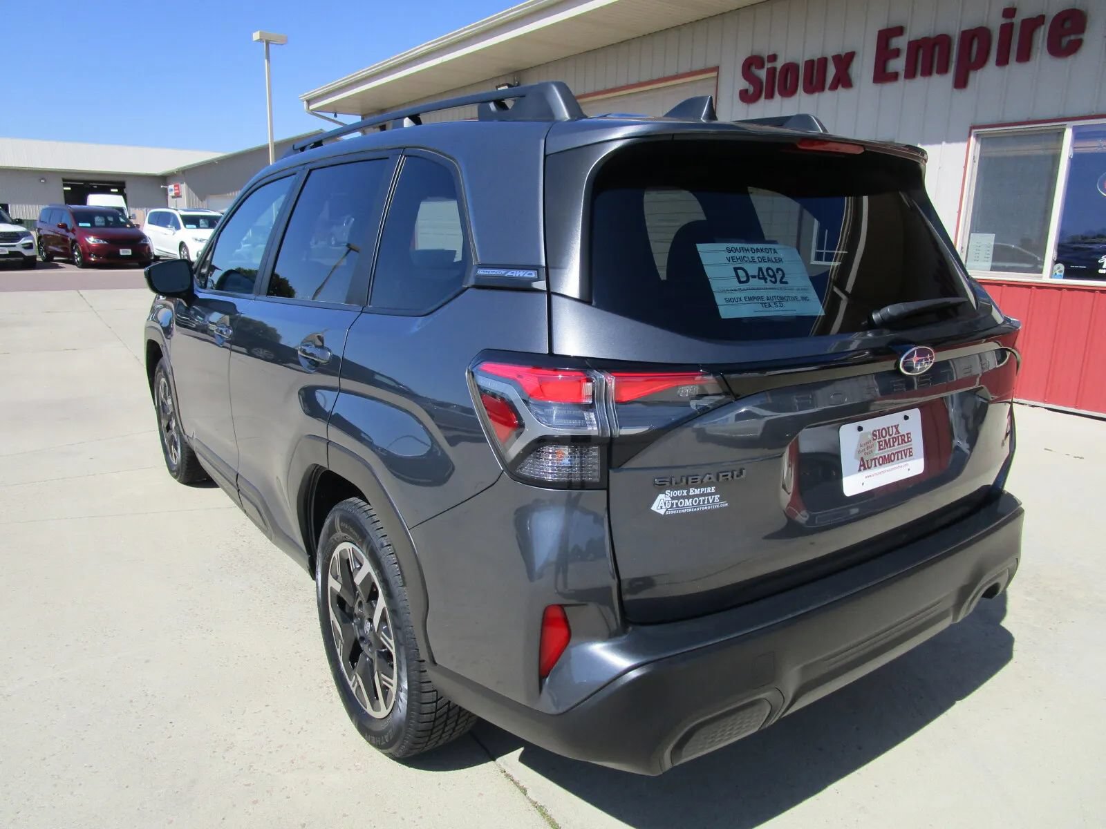 Used 2025 Subaru Forester Premium AWD/4WD image 3