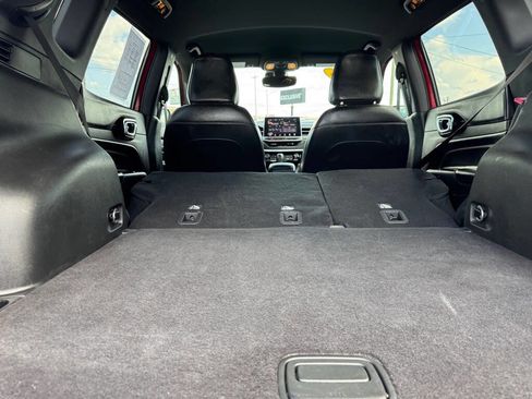 Used 2023 Jeep Compass Limited image 43