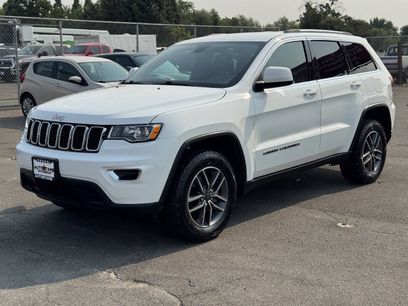 Used 2020 Jeep Grand Cherokee Laredo w/ 18" Wheel & 8.4" Radio Group