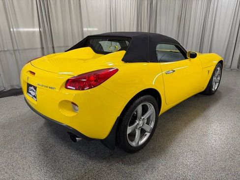 Used 2007 Pontiac Solstice GXP RWD image 8